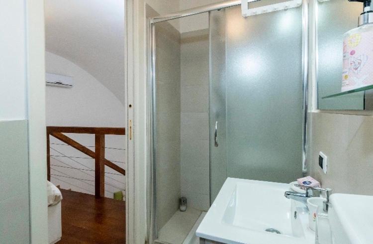 나폴리 Santi Apostoli House 아파트 외부 사진